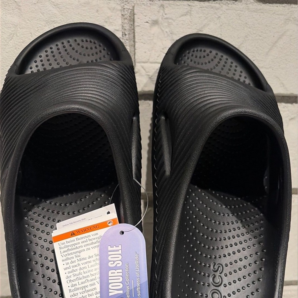 CROCS Black Textured Slide Sandals
